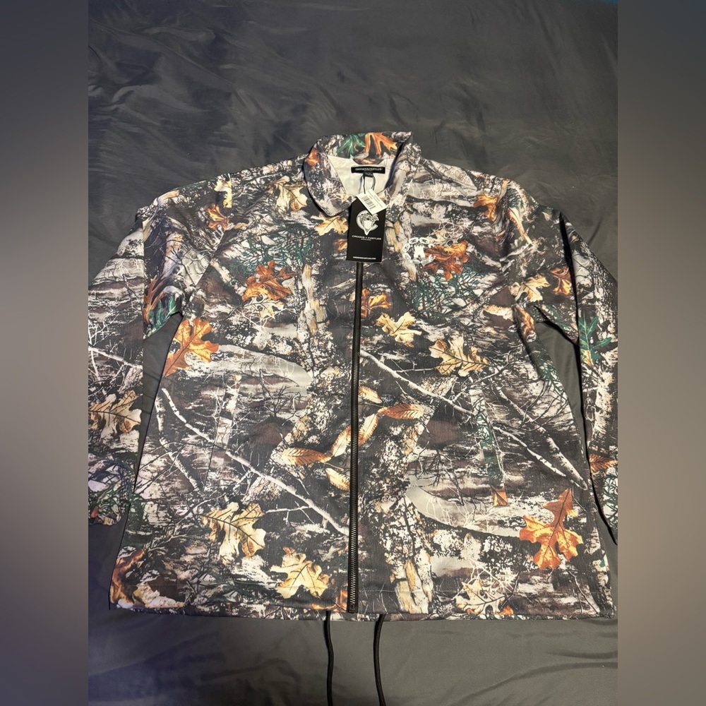 Crooks and castles shacket